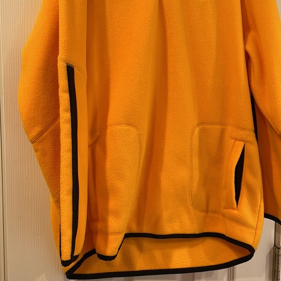 Fleece Pullover - Picture 4 of 7